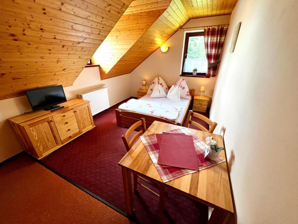 Penzion Zrzka Kořenov Exterior foto